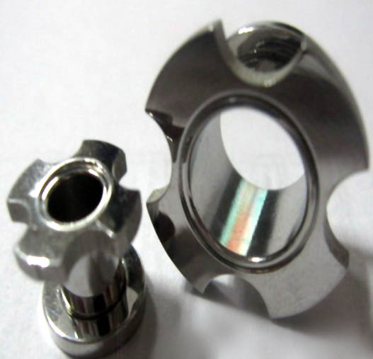 Spark 316l stainless steel flesh tunnel, ear plugs